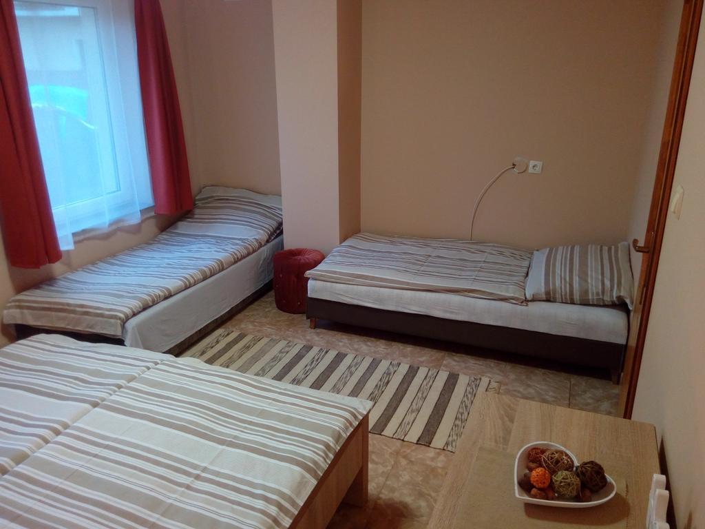 Eva Vendeghaz Guesthouse Hajdúszoboszló المظهر الخارجي الصورة